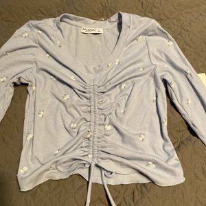 Long sleeve crop top